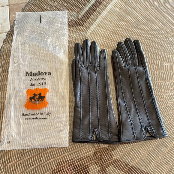 MADOVA LEATHER GLOVES 100% CASHMERE LINED SIZE 7 WOMEN'S BLACK - BRAND NEW - GOR - Picture 1 of 7